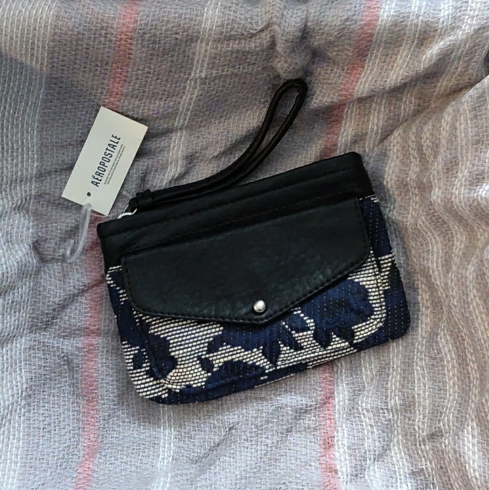 Aeropostale Wristlet